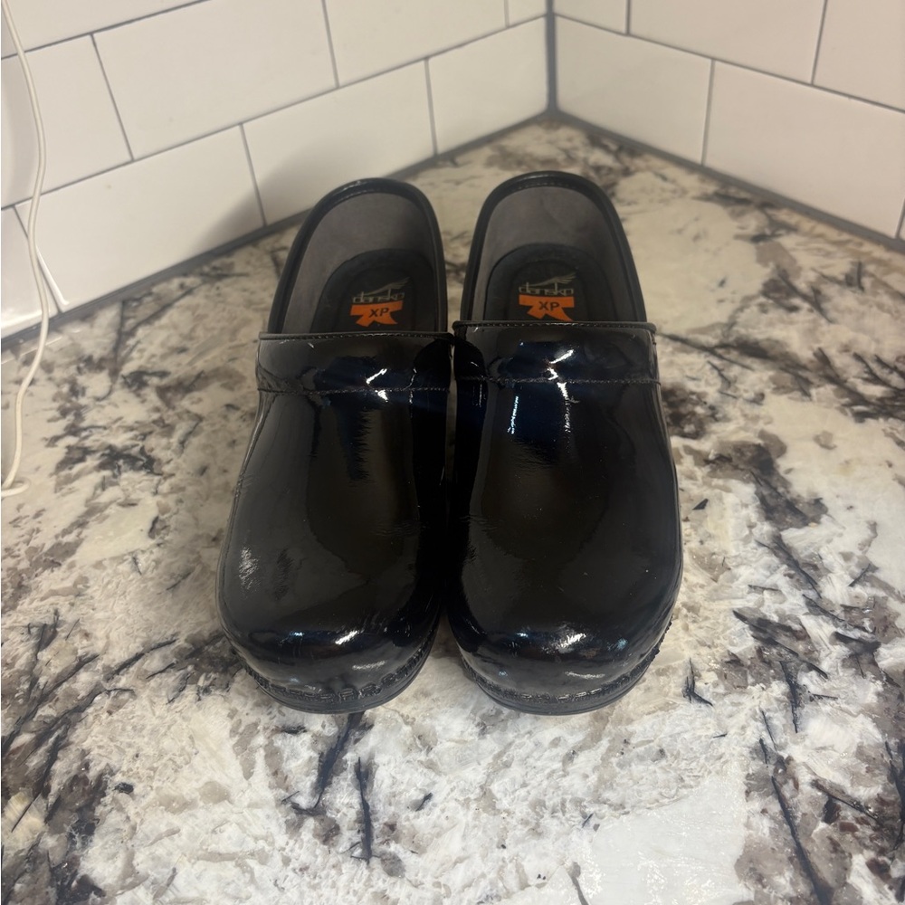 Women's DANSKO XP Black Leather professional Work clogs Shoes 39 - Picture 2 of 7